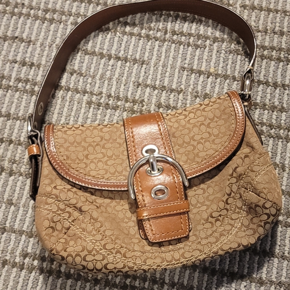 Coach purse garunteed authentic